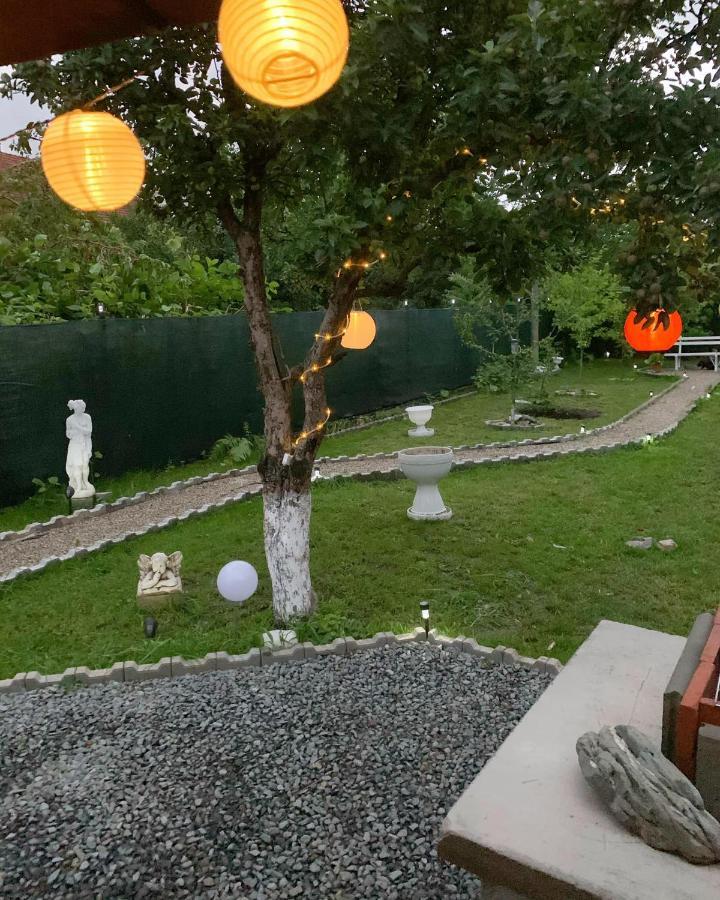 La Maison Blanche Hotell Alba Iulia Exteriör bild