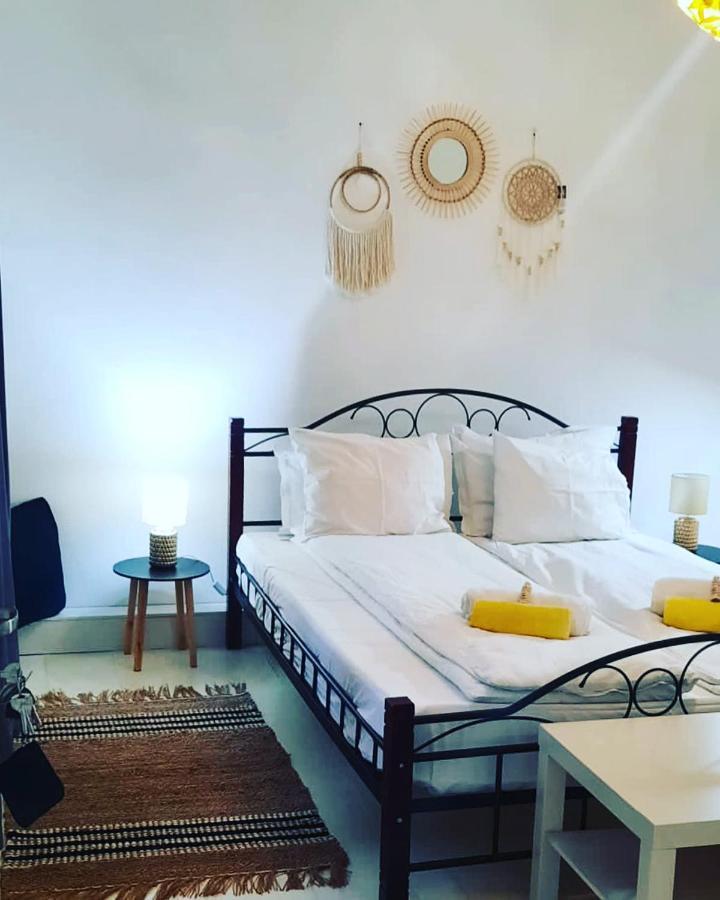 La Maison Blanche Hotell Alba Iulia Exteriör bild