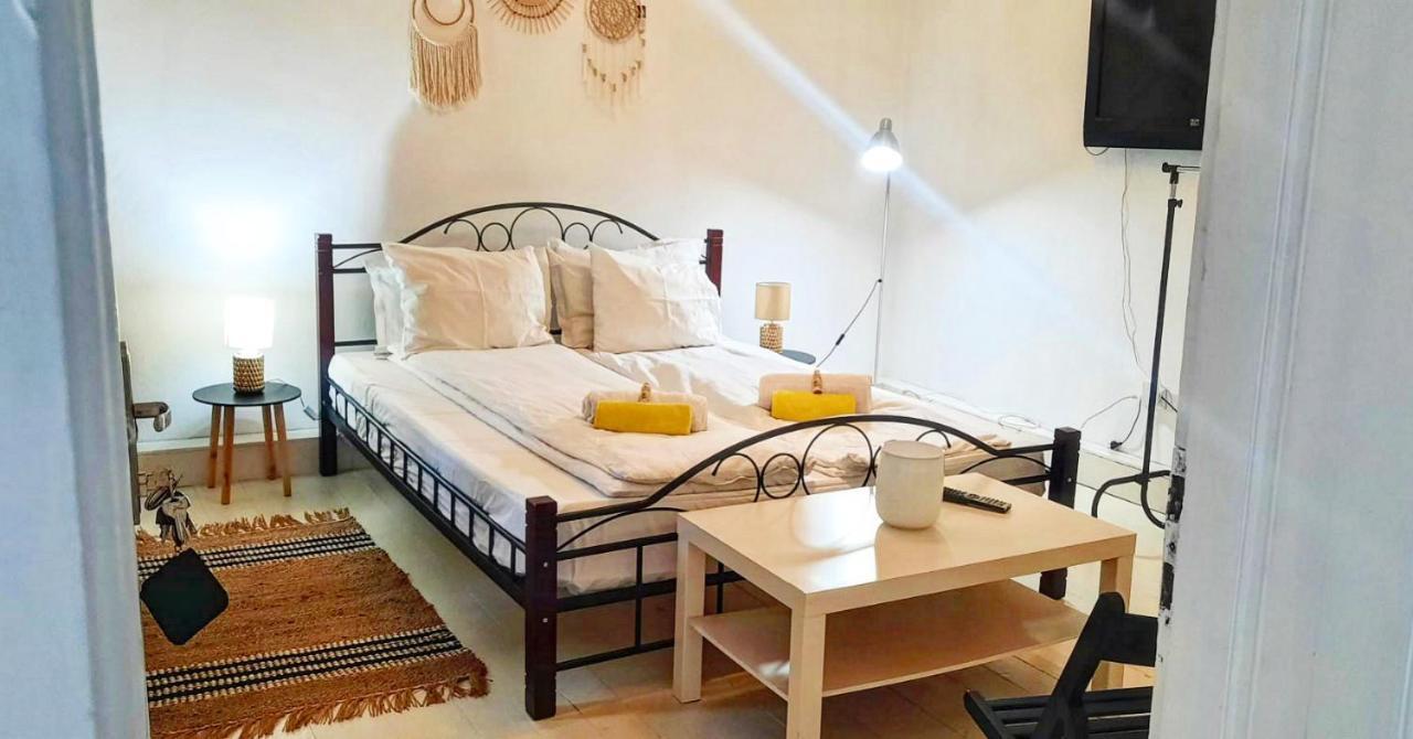 La Maison Blanche Hotell Alba Iulia Exteriör bild