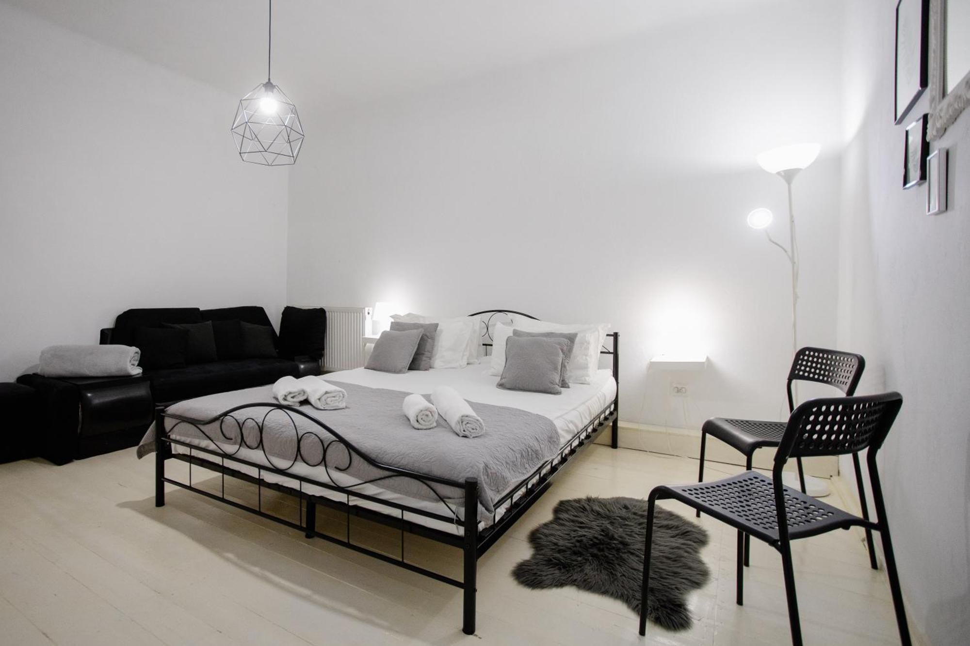 La Maison Blanche Hotell Alba Iulia Exteriör bild